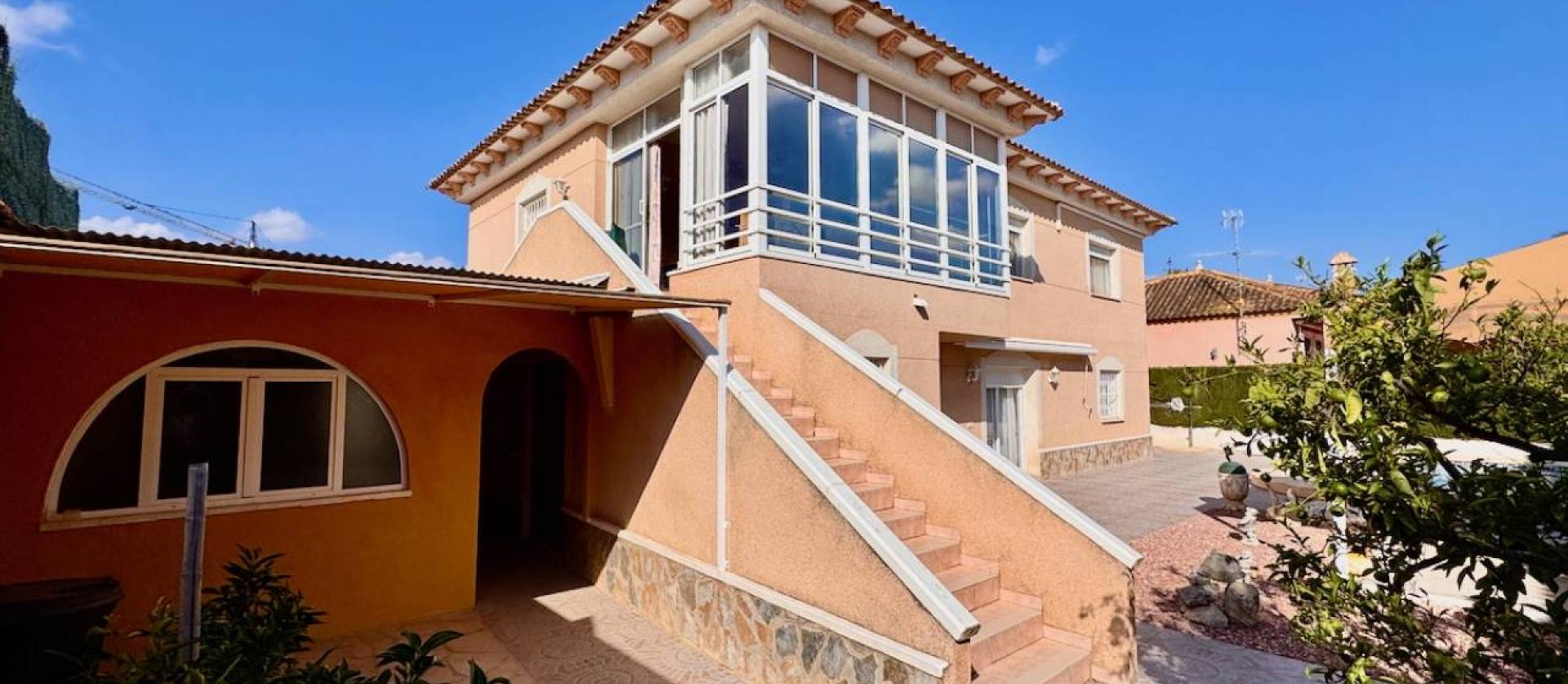 Sale - Villa - Benferri