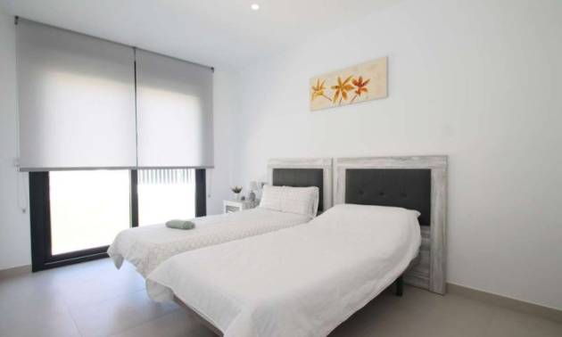 Revente - Villa - Pilar de la Horadada