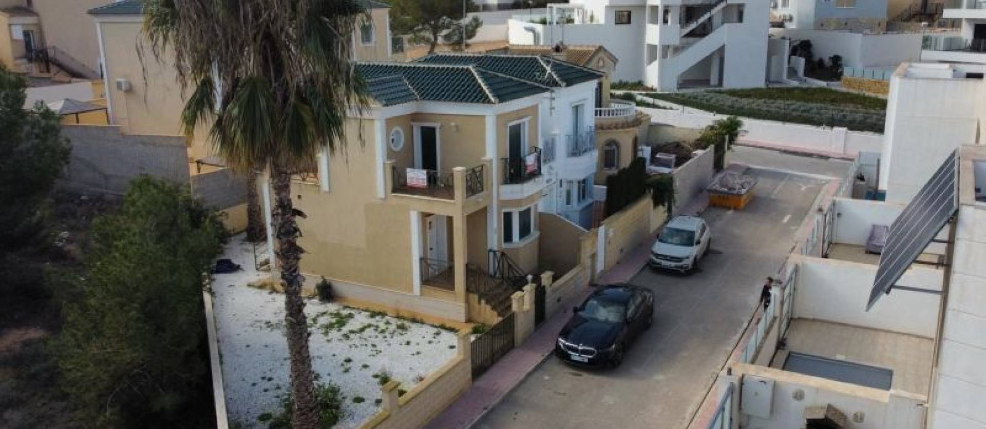 Revente - Villa - Orihuela