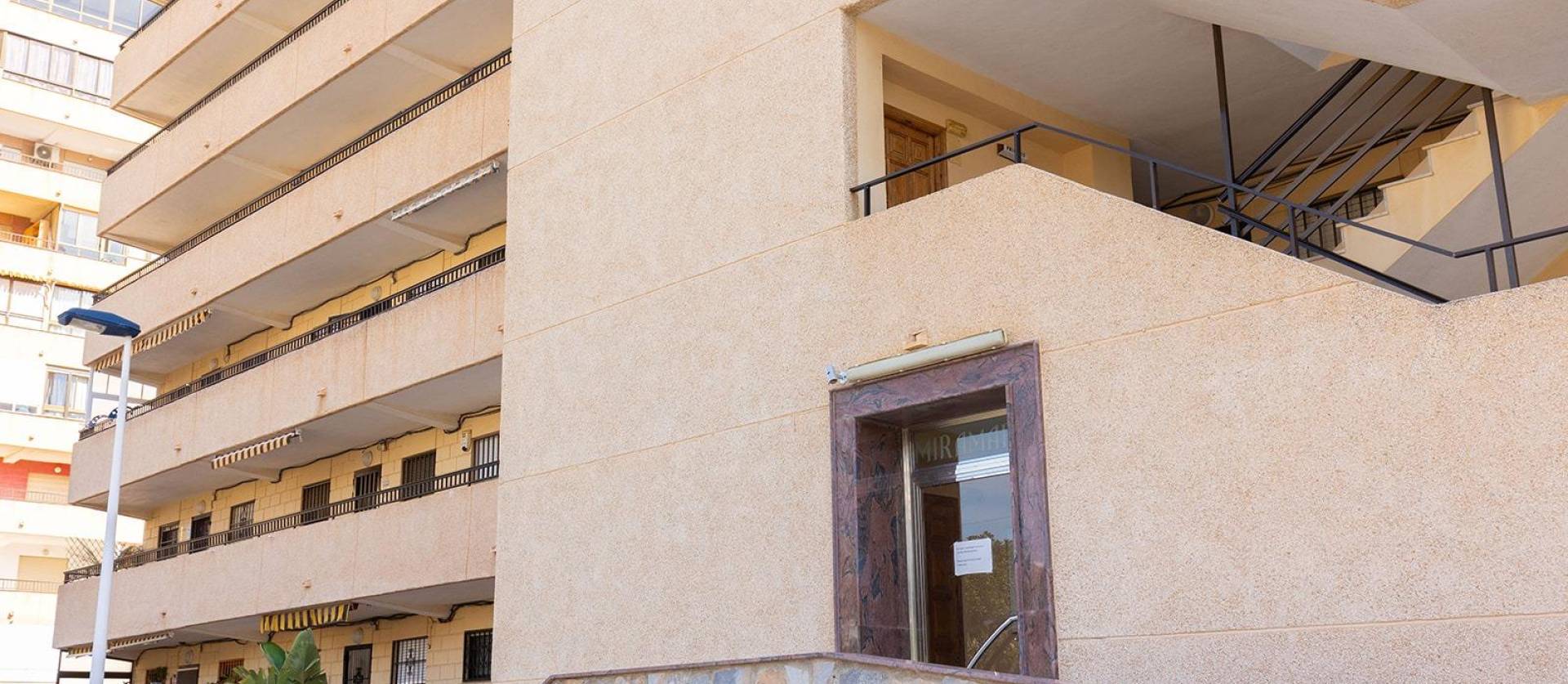Sale - Apartment - Torrevieja - La Mata