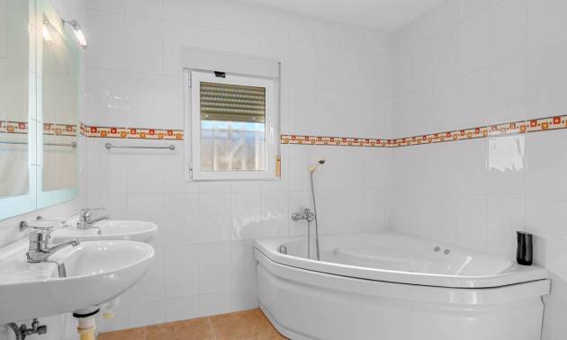 Revente - Villa - Ciudad Quesada