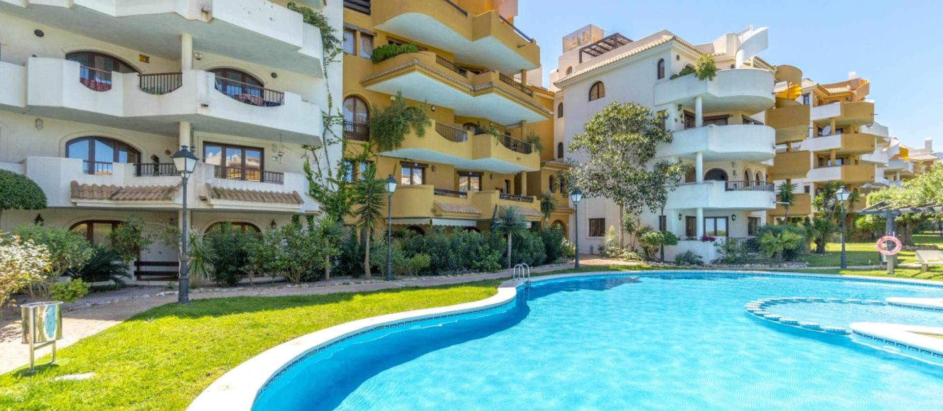 Revente - Apartment - Punta Prima