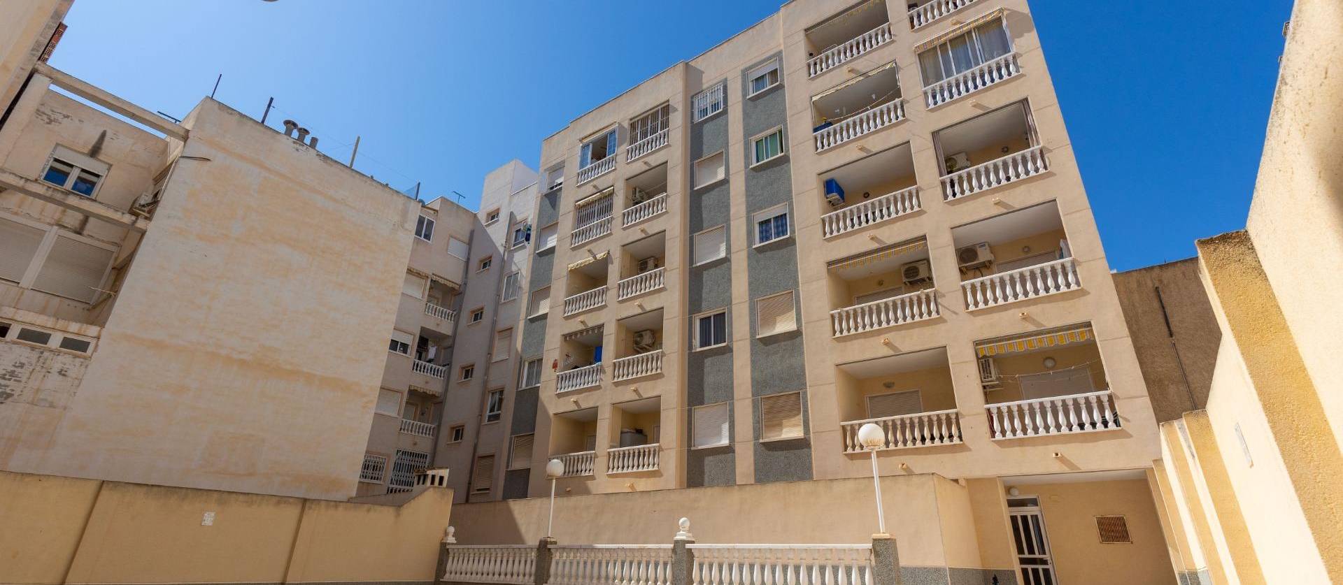 Sale - Ground Floor - Torrevieja - Estacion de autobuses