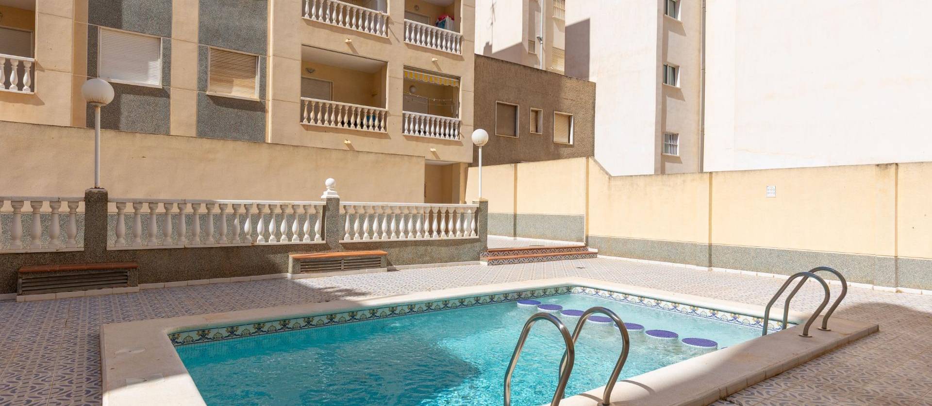 Sale - Ground Floor - Torrevieja - Estacion de autobuses