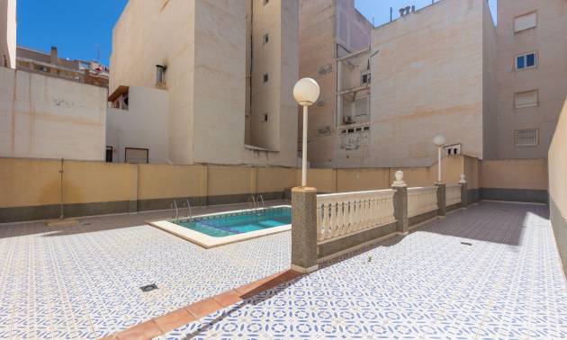 Sale - Ground Floor - Torrevieja - Estacion de autobuses