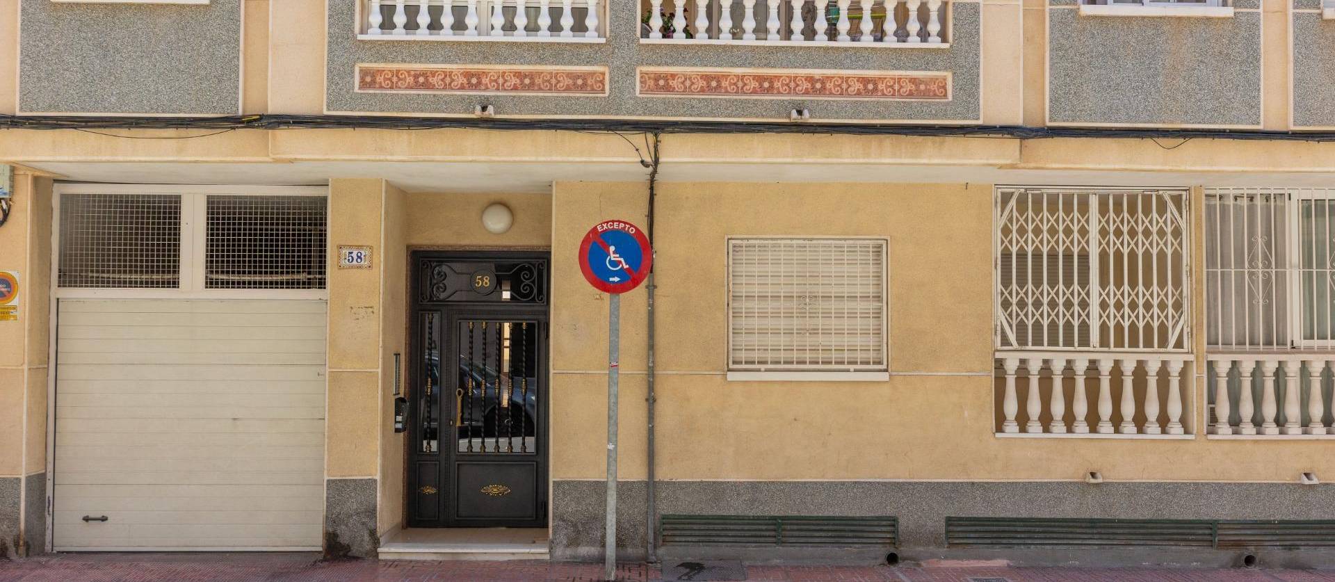 Sale - Ground Floor - Torrevieja - Estacion de autobuses