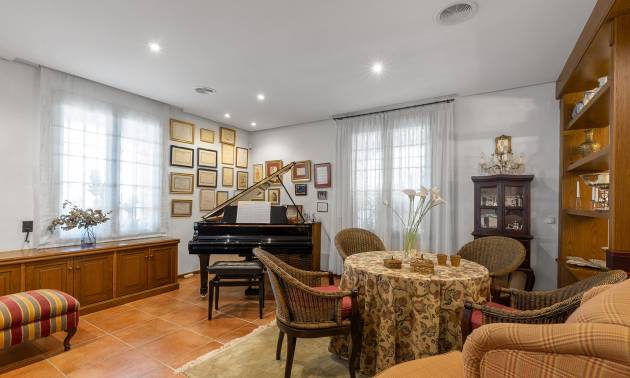 Sale - Villa - Torrevieja - La veleta