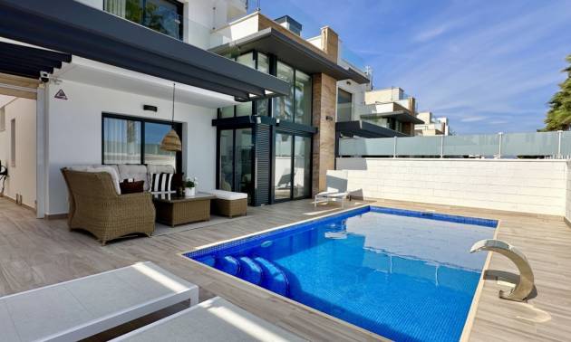 Sale - Villa - Orihuela Costa - Lomas de Cabo Roig