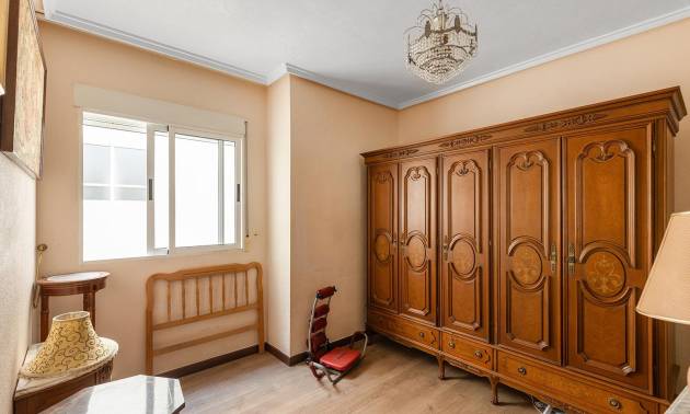 Sale - Apartment - Torrevieja - Estacion de autobuses