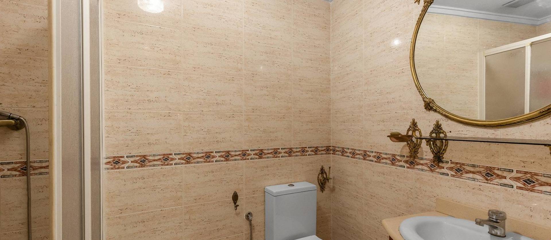 Sale - Apartment - Torrevieja - Estacion de autobuses