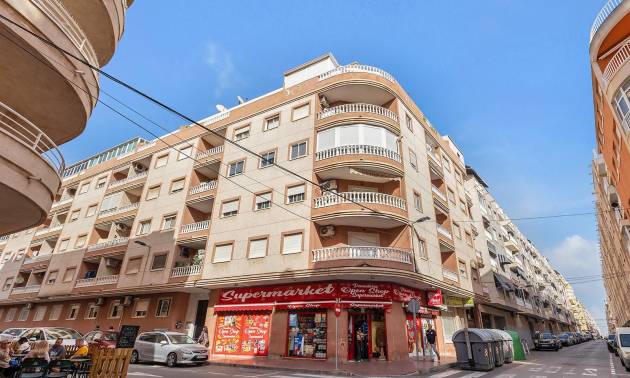 Sale - Apartment - Torrevieja - Estacion de autobuses