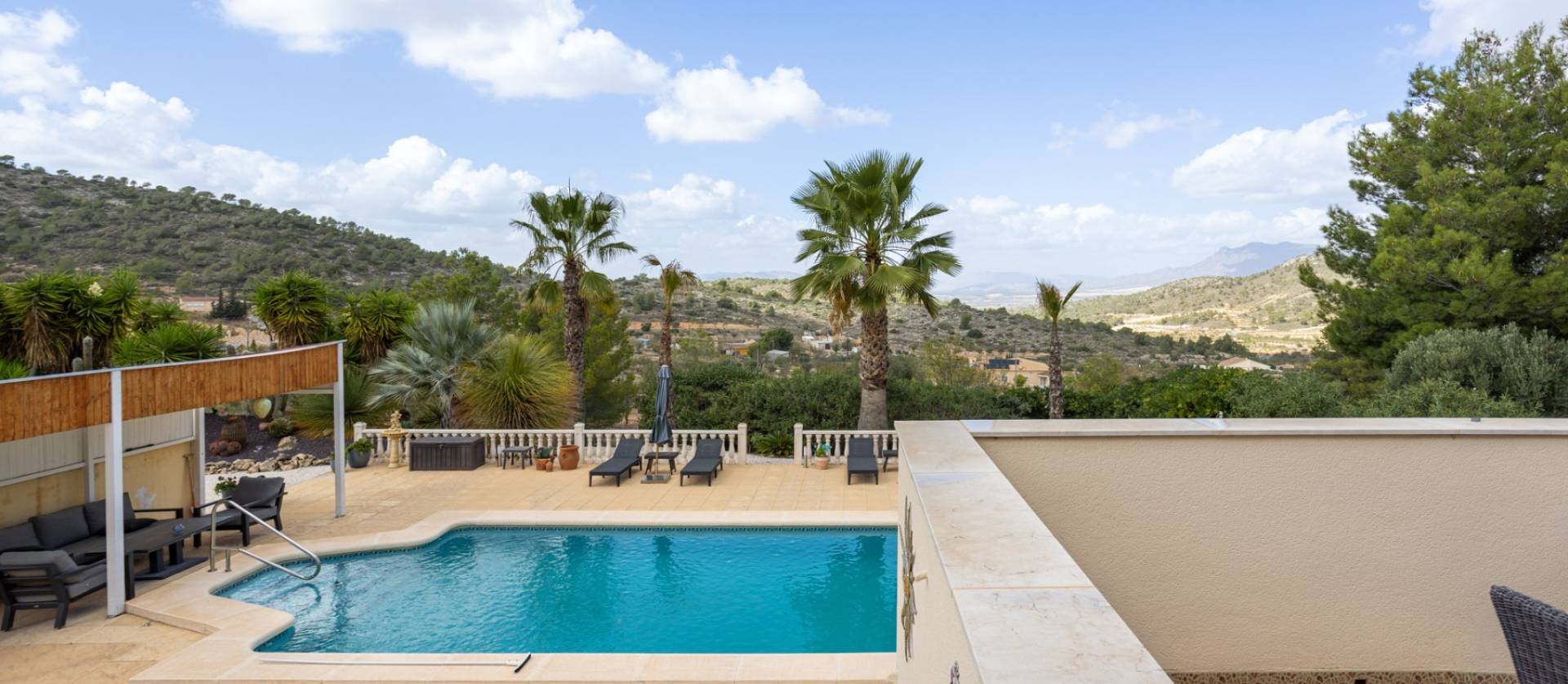 Sale - Independent villa - La Zarza