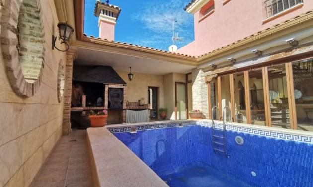 Sale - Villa - Orihuela