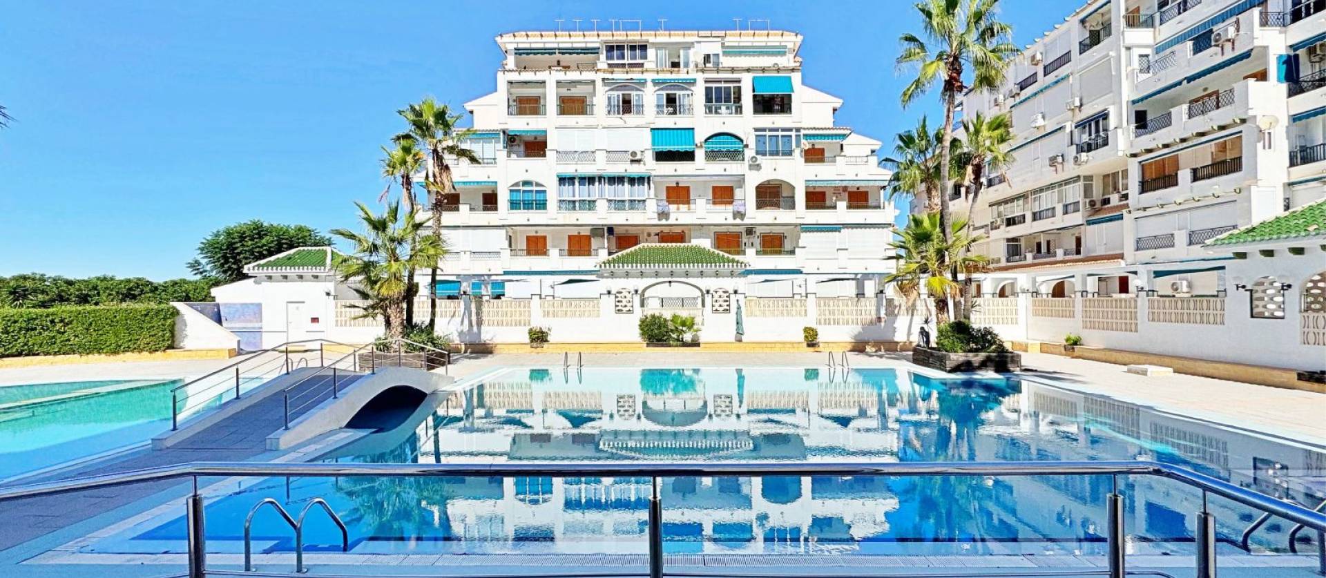 Sale - Apartment - Torrevieja - La Mata