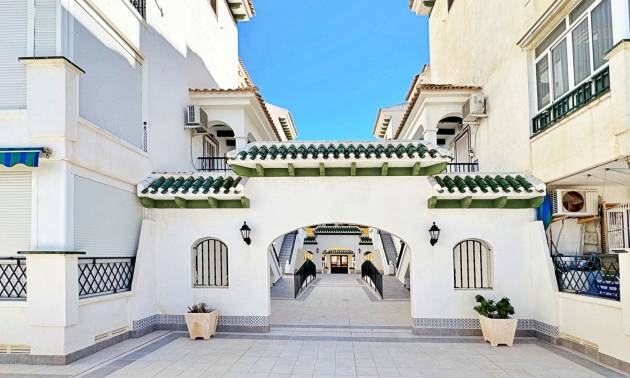 Sale - Apartment - Torrevieja - La Mata