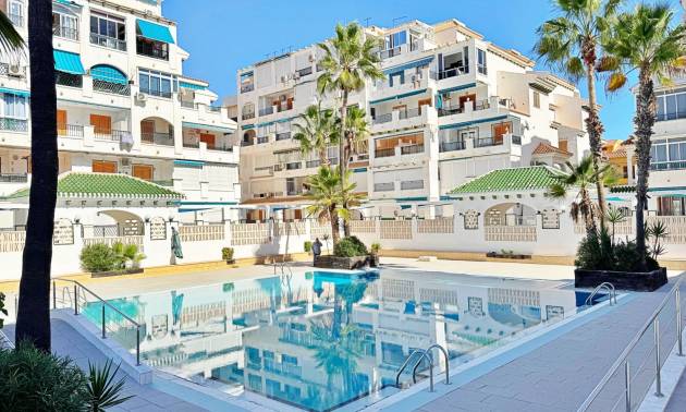 Sale - Apartment - Torrevieja - La Mata