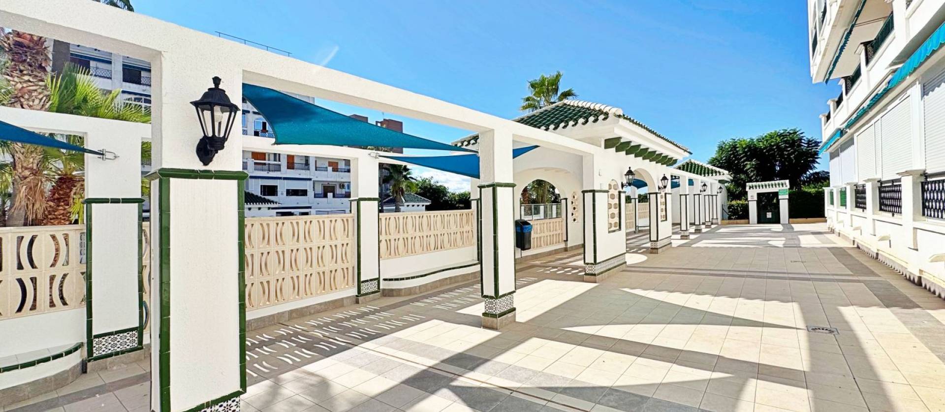 Sale - Apartment - Torrevieja - La Mata