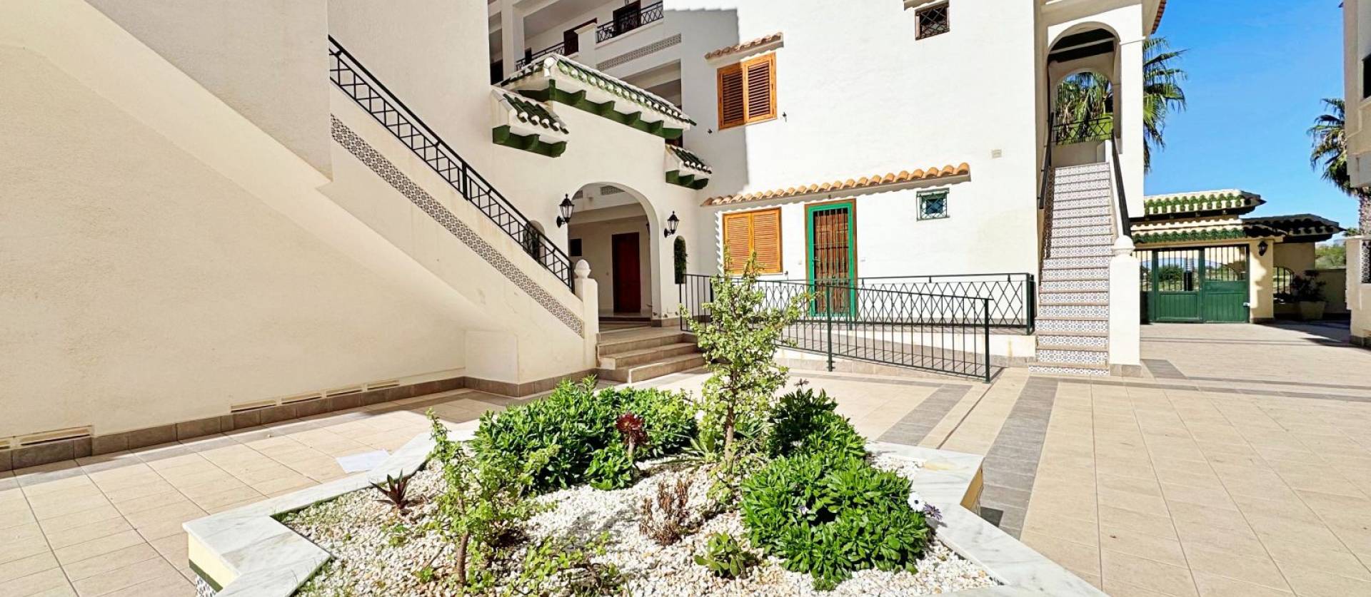 Sale - Apartment - Torrevieja - La Mata