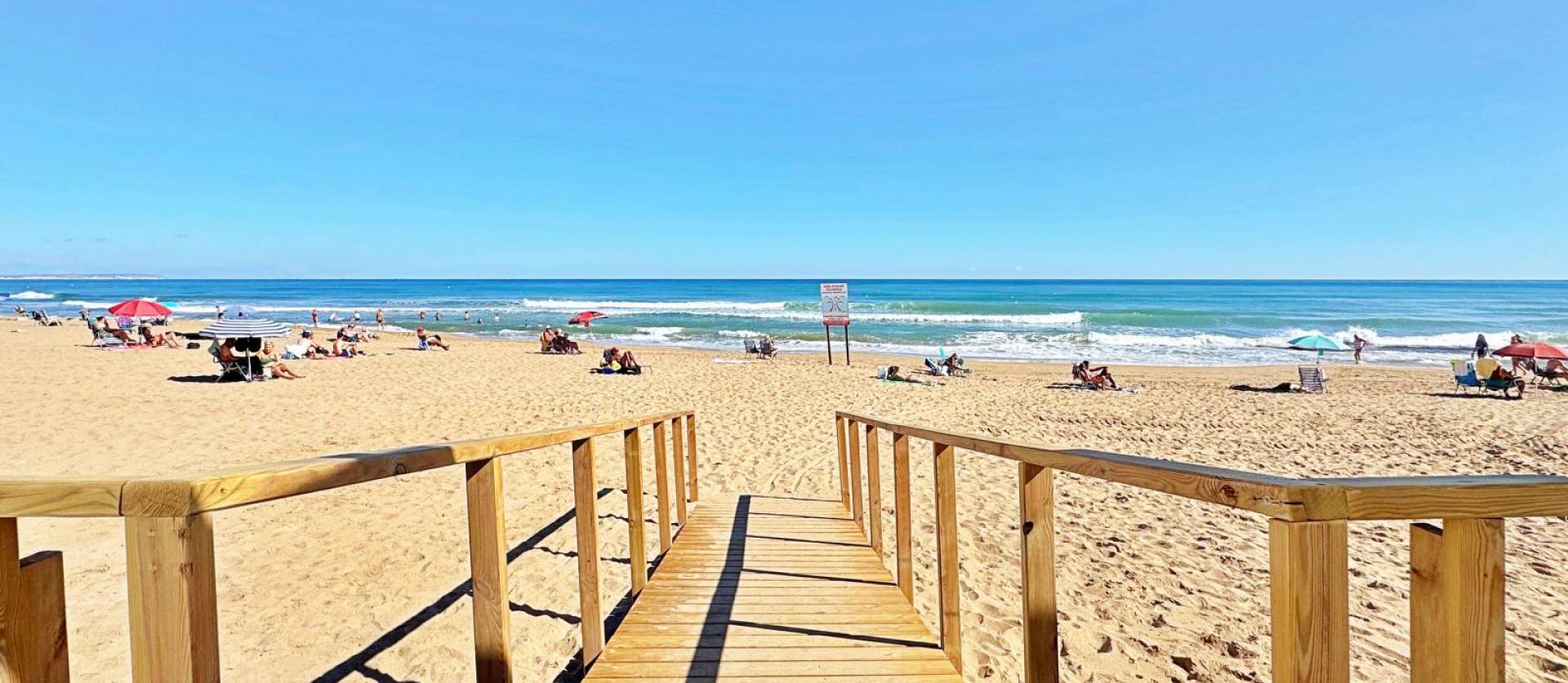 Sale - Apartment - Torrevieja - La Mata