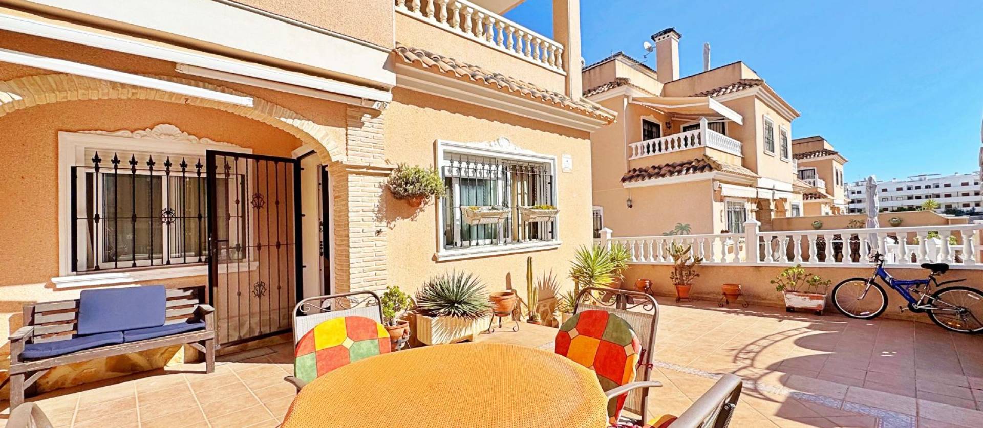 Sale - Townhouse - Orihuela Costa - Villamartín
