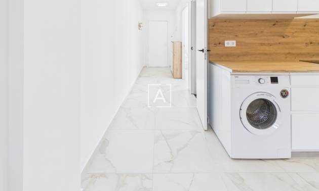 Sale - 1. Apartment / flat - Torrevieja Centro