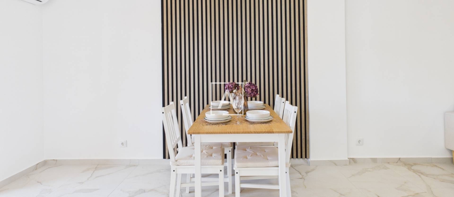 Sale - 1. Apartment / flat - Torrevieja Centro