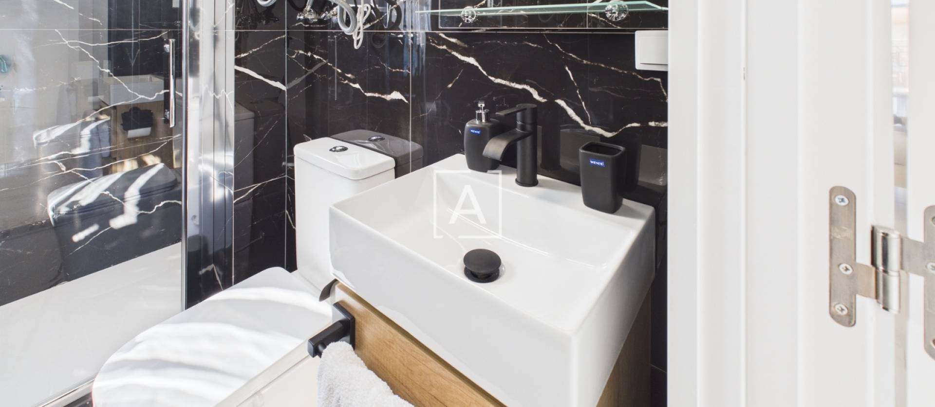 Sale - 1. Apartment / flat - Torrevieja Centro