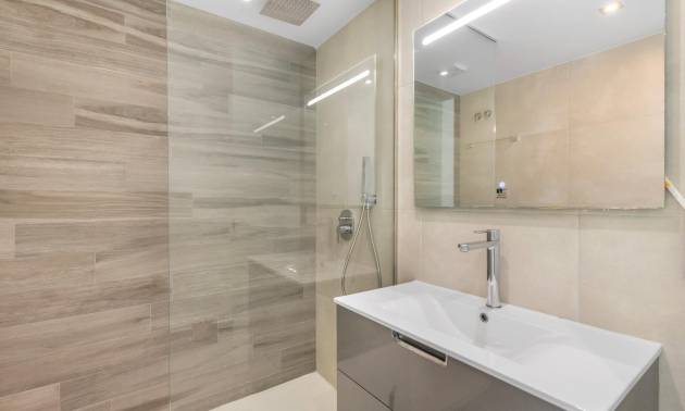 Sale - Bungalow - Torrevieja - Los Balcones - Los Altos del Edén