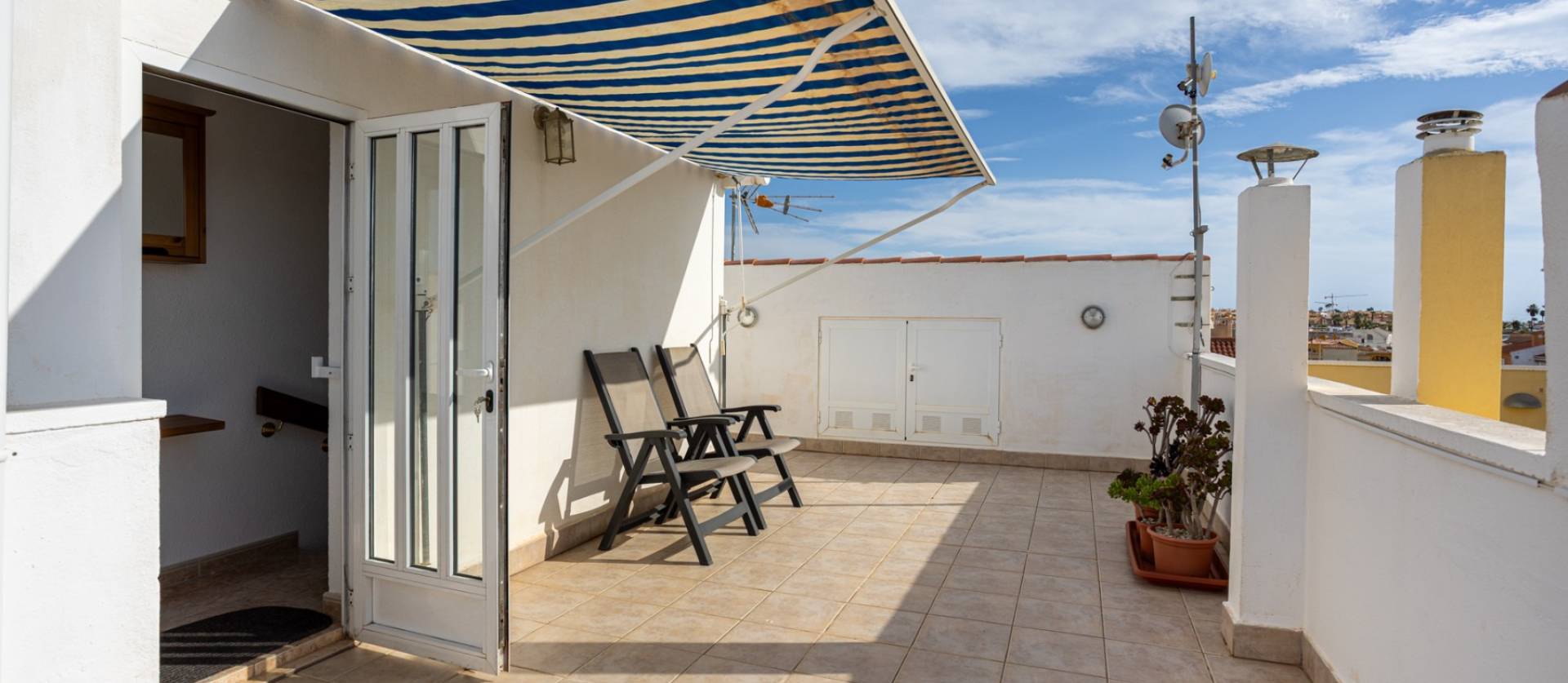 Sale - Terraced house / Townhouse - Torrevieja - La Siesta