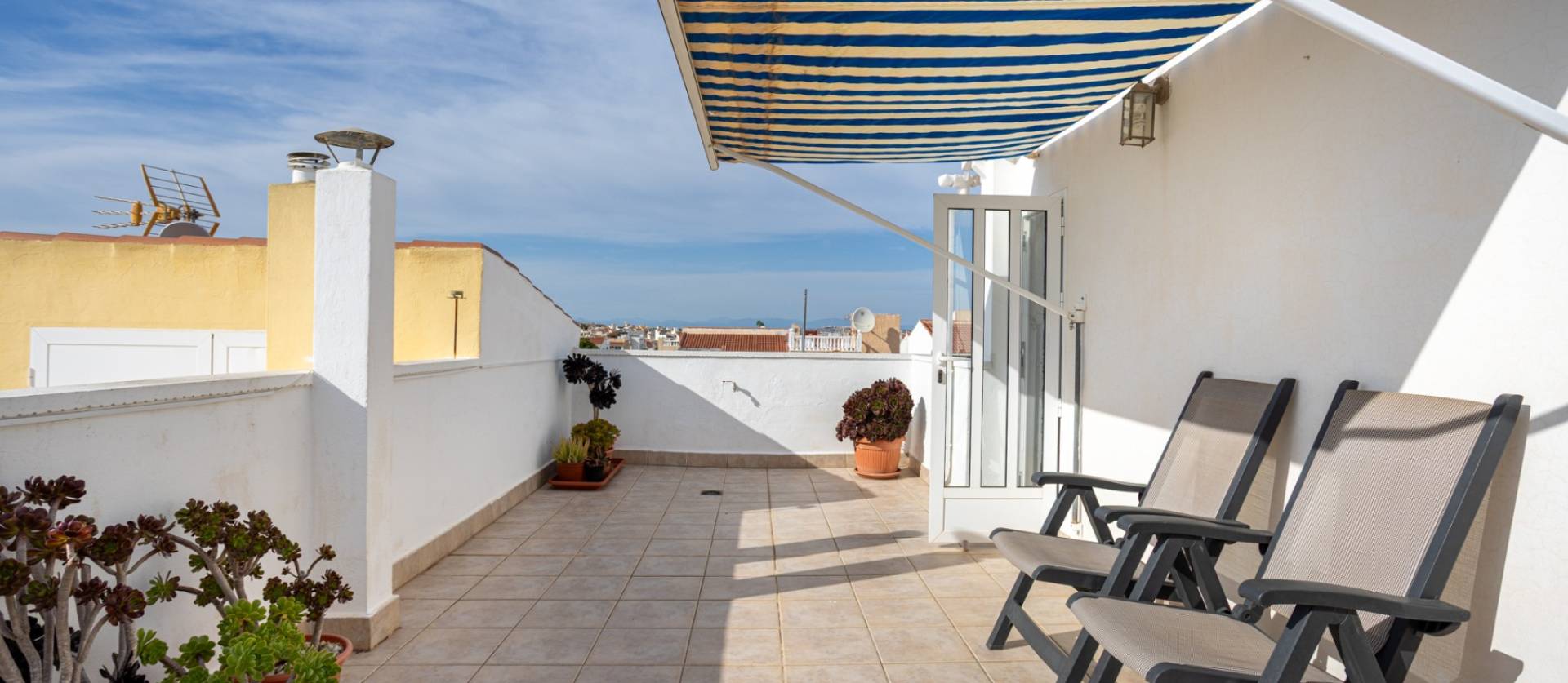 Sale - Terraced house / Townhouse - Torrevieja - La Siesta