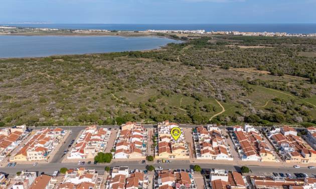 Sale - Terraced house / Townhouse - Torrevieja - La Siesta