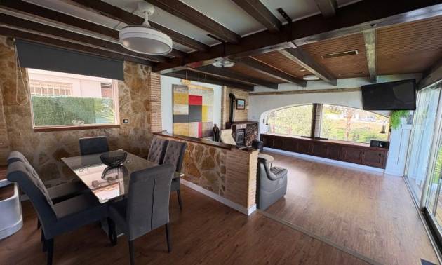 Bestaande woningen - Villa - Orihuela Costa