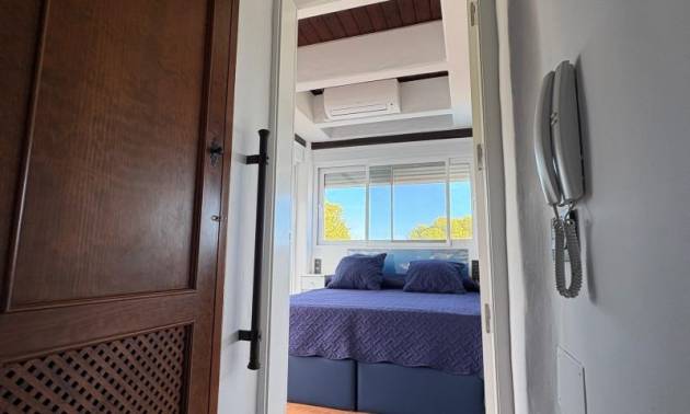 Bestaande woningen - Villa - Orihuela Costa