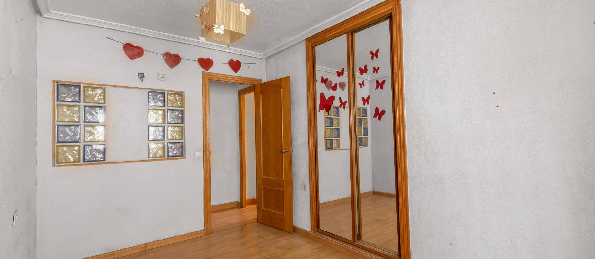 Sale - Apartment - Torrevieja - Habaneras