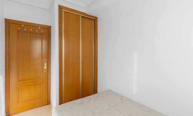 Sale - Apartment - Torrevieja - Estacion de autobuses