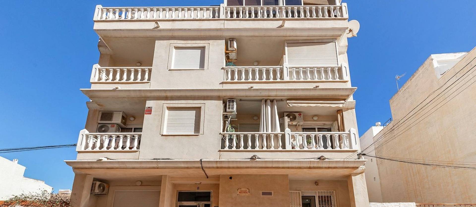 Sale - Ground Floor - Torrevieja - La Mata
