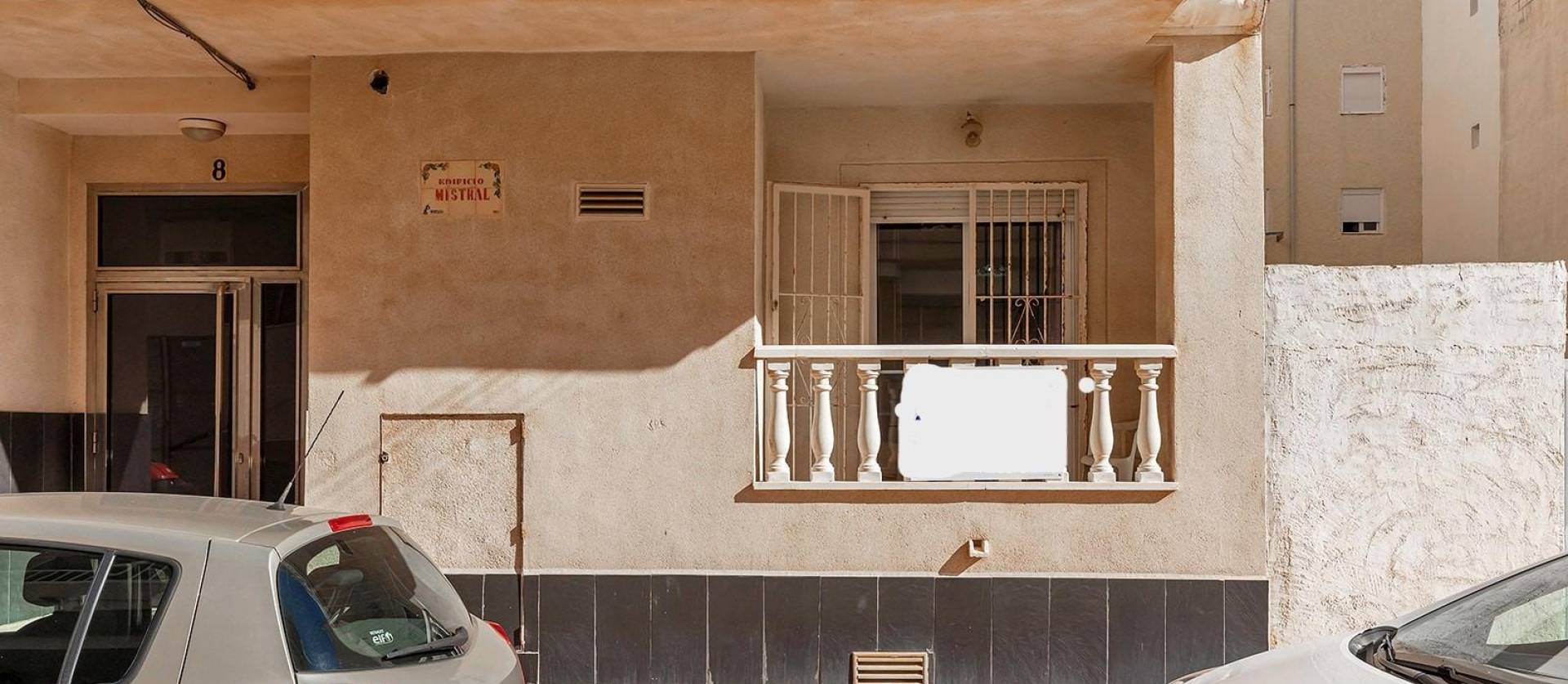 Sale - Ground Floor - Torrevieja - La Mata