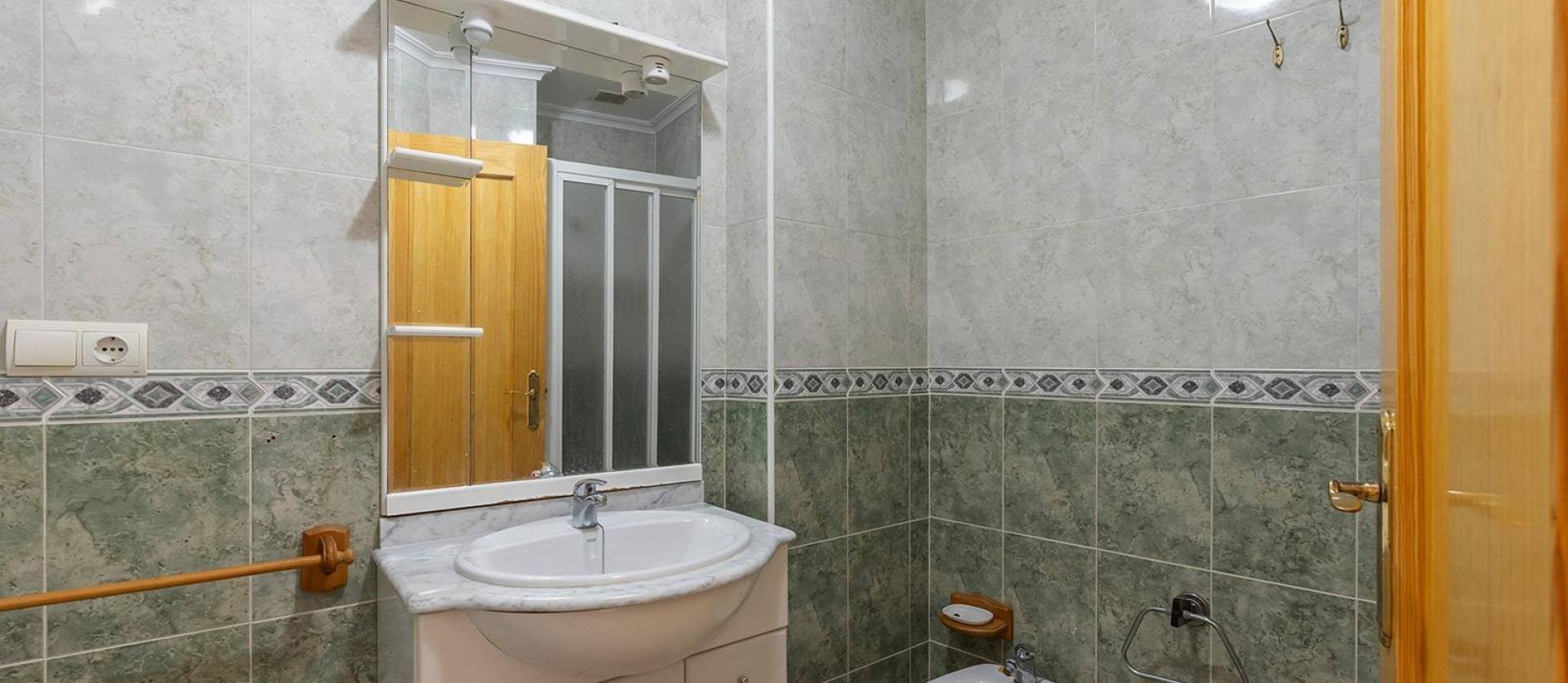 Sale - Ground Floor - Torrevieja - La Mata