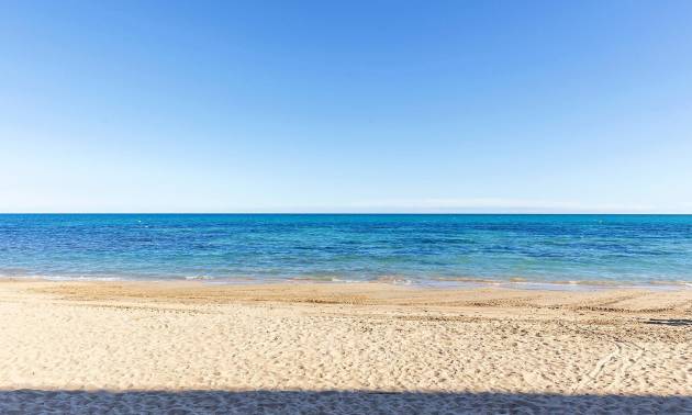 Sale - Ground Floor - Torrevieja - La Mata