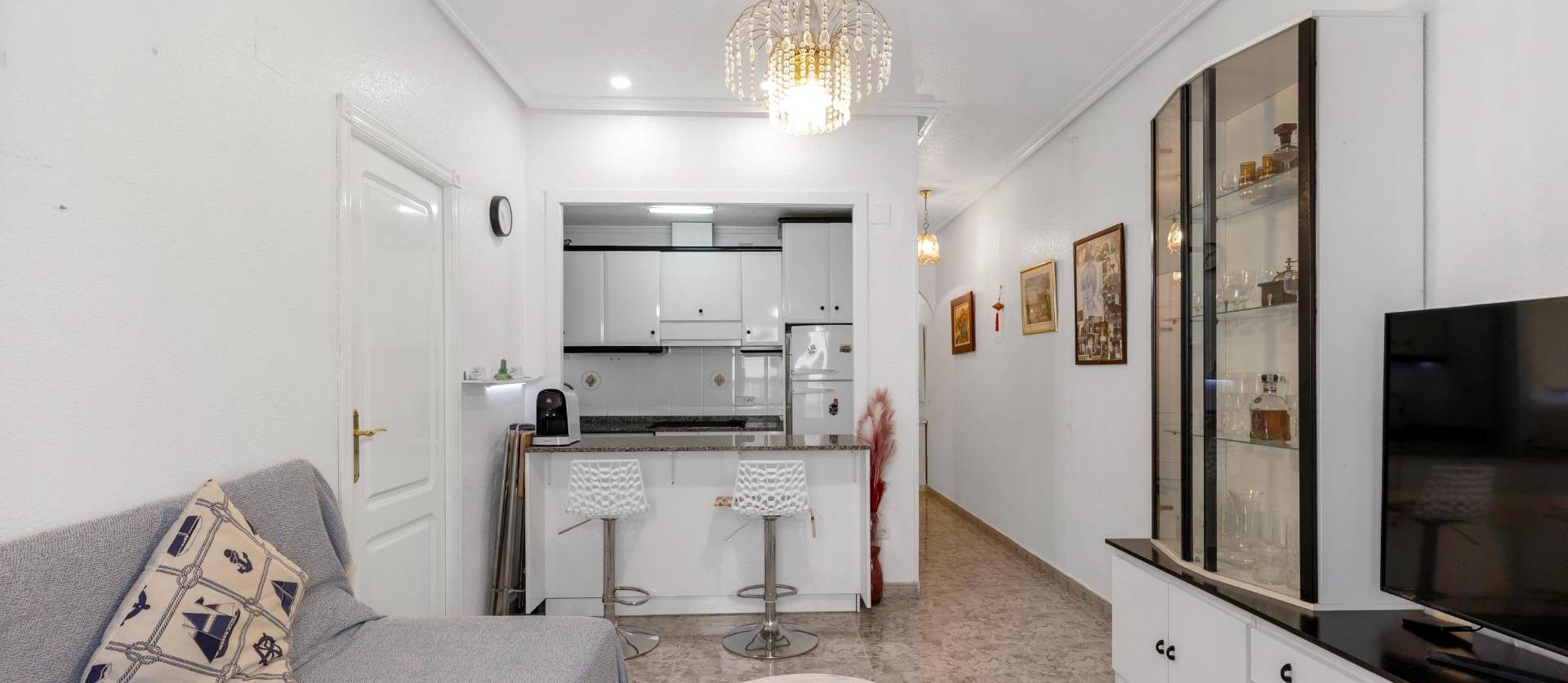 Sale - Apartment - Torrevieja - Centro - Muelle Pesquero