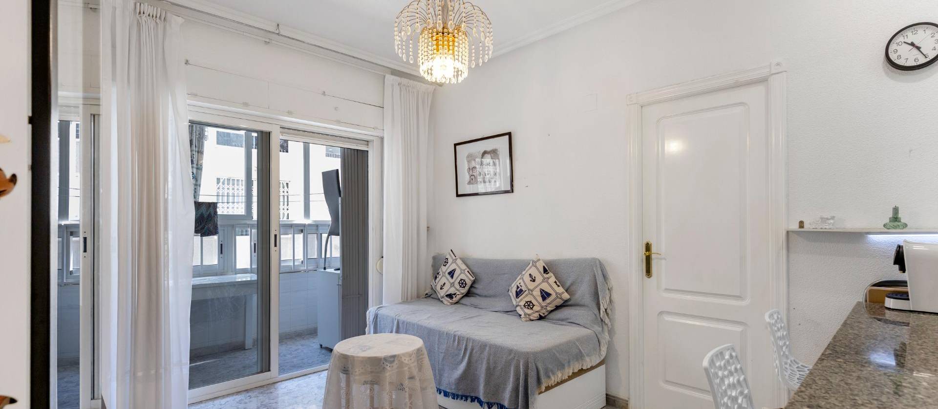 Sale - Apartment - Torrevieja - Centro - Muelle Pesquero