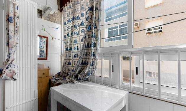 Sale - Apartment - Torrevieja - Centro - Muelle Pesquero