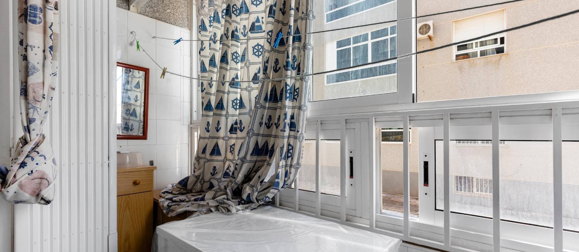 Sale - Apartment - Torrevieja - Centro - Muelle Pesquero