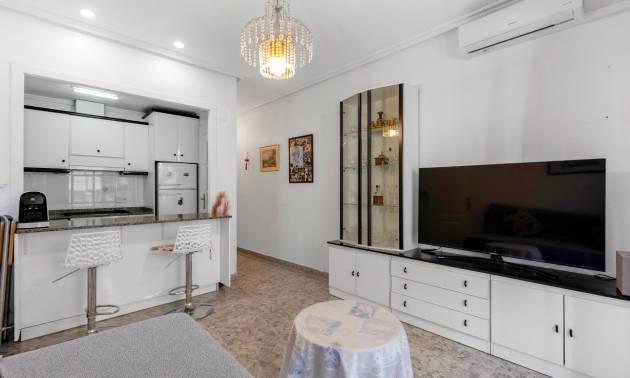 Sale - Apartment - Torrevieja - Centro - Muelle Pesquero