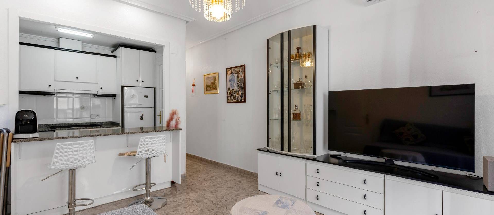 Sale - Apartment - Torrevieja - Centro - Muelle Pesquero