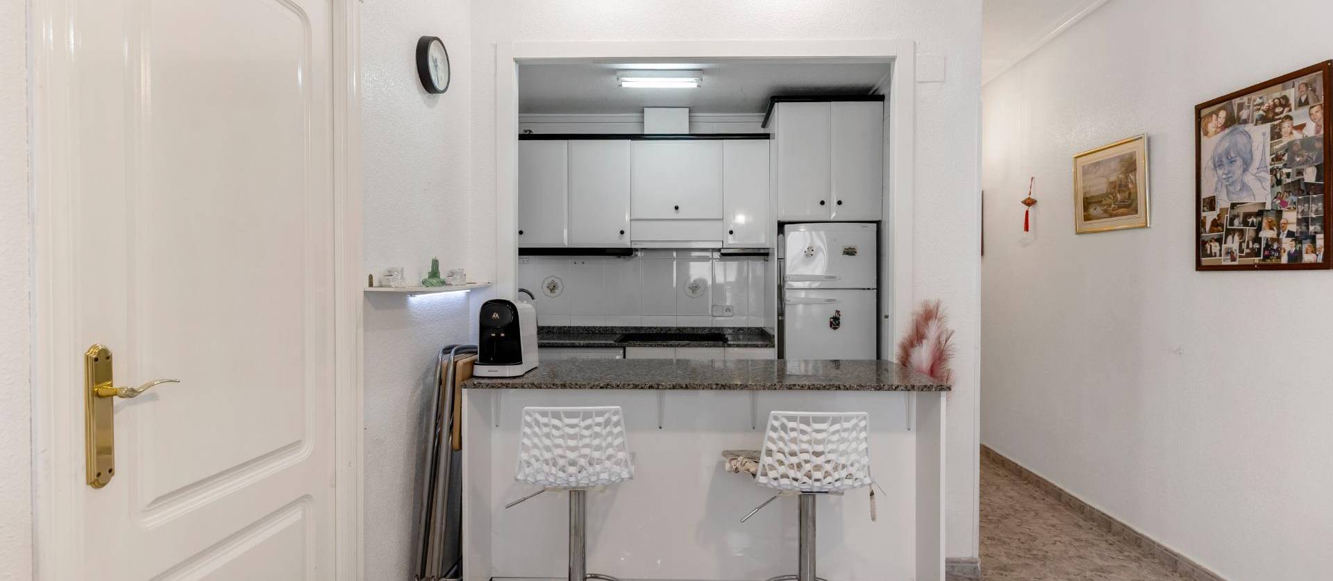 Sale - Apartment - Torrevieja - Centro - Muelle Pesquero