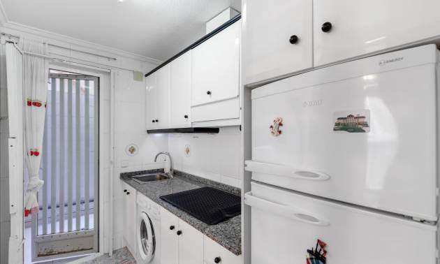 Sale - Apartment - Torrevieja - Centro - Muelle Pesquero