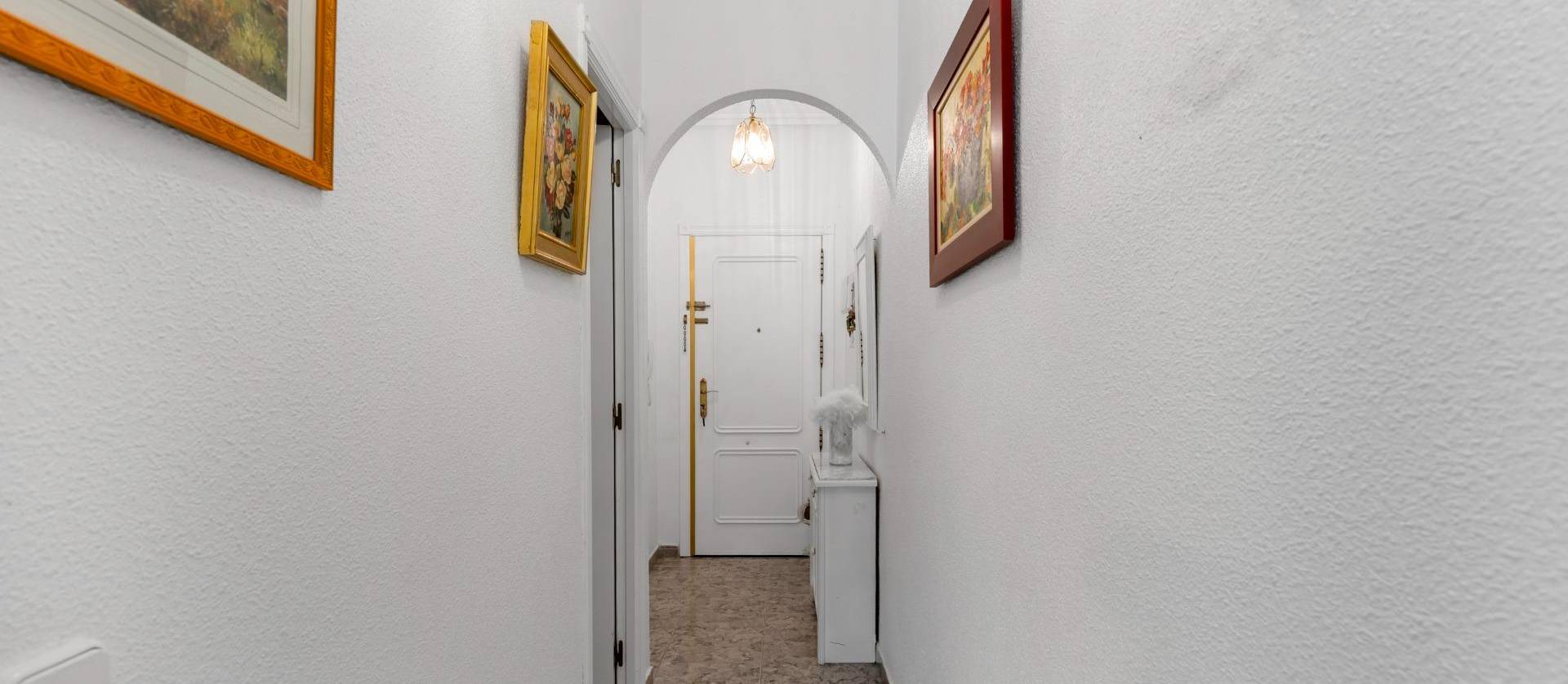 Sale - Apartment - Torrevieja - Centro - Muelle Pesquero