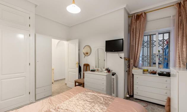 Sale - Apartment - Torrevieja - Centro - Muelle Pesquero