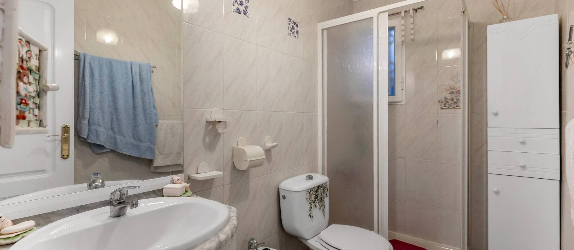 Sale - Apartment - Torrevieja - Centro - Muelle Pesquero